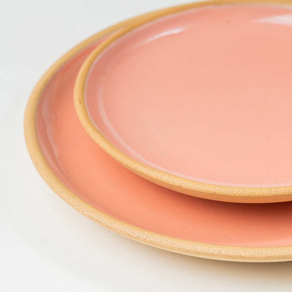 apricot-coupe-plate-set